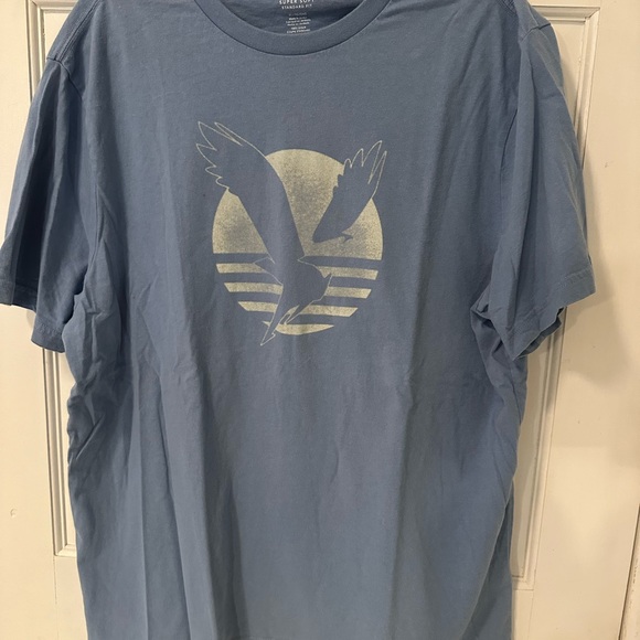 American Eagle men’s extra large T-shirts… One light blue one gray= one price - Picture 9 of 12